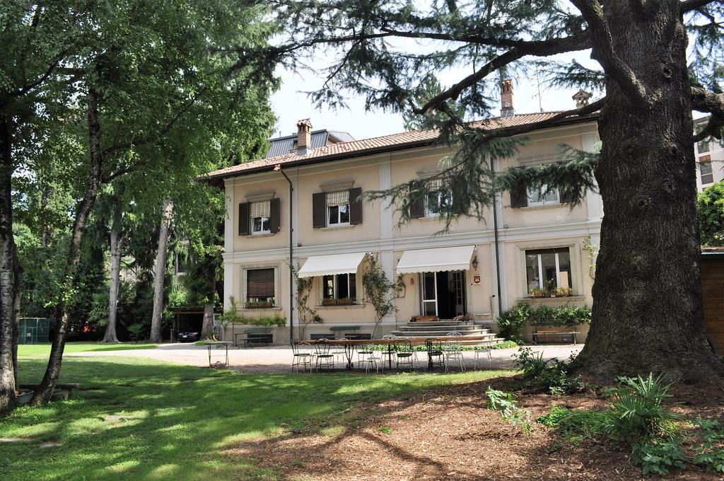 Invilla B&B Varese Esterno foto